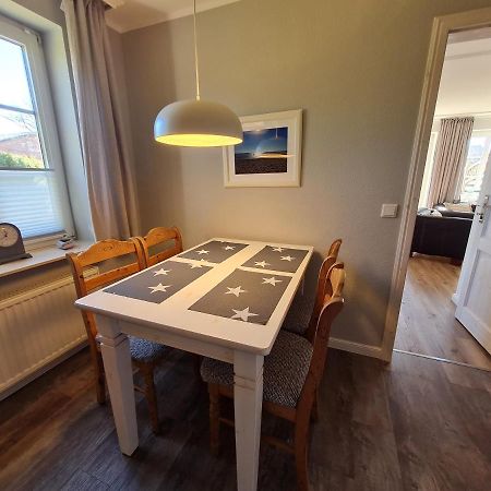 Ferienhaus Ellen, Eg Whg Utersum Bagian luar foto